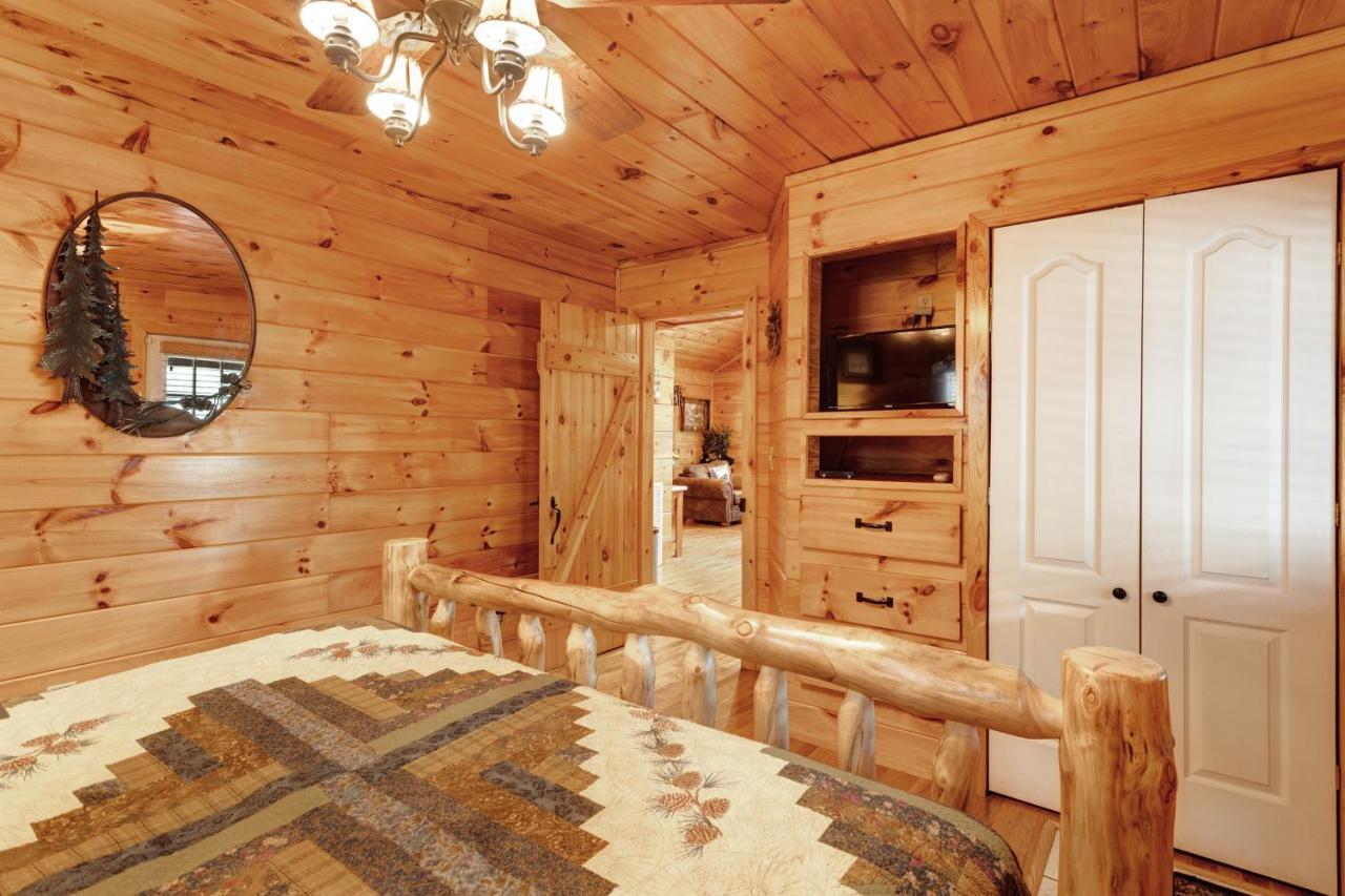 Tranquility Villa Pigeon Forge Esterno foto